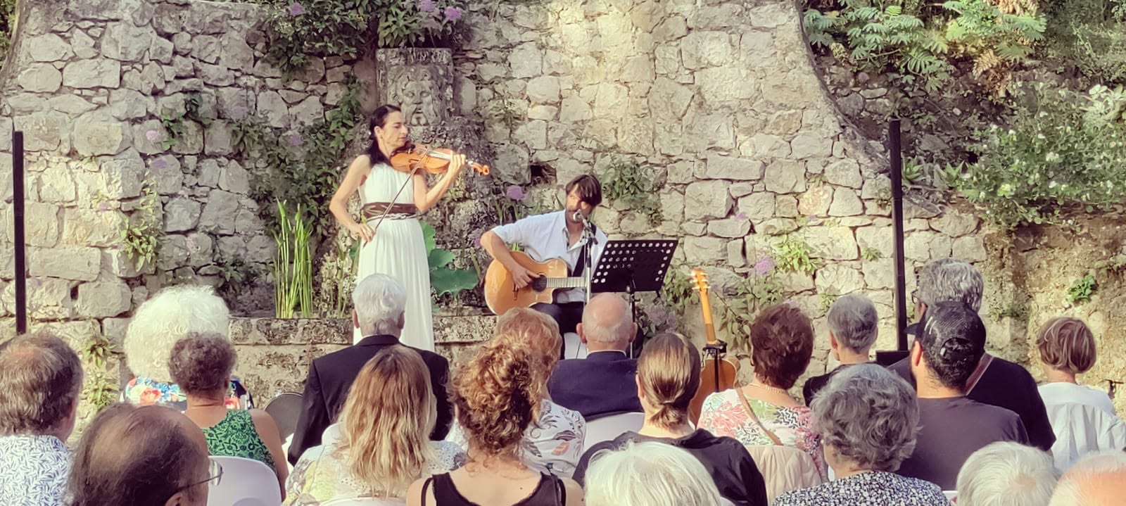 Duo Gold’Azur en concert · Facebook personnel de Liza